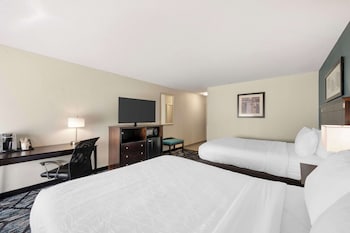 Standard Room, 2 Queen Beds, Non Smoking, Refrigerator & Microwave