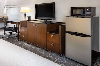 Room, 2 Queen Beds, Non Smoking