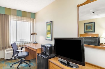 Room, 1 Double Bed, Accessible, Non Smoking (Mobility/Hearing Impaired Accessible)