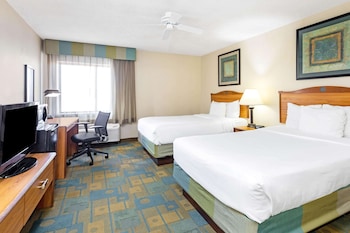 Deluxe Room, 2 Double Beds, Non Smoking