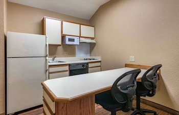 Apartment, 1 Queen Bed with Sofa bed, Non Smoking, Refrigerator & Microwave