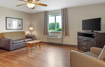 Apartment, 1 Queen Bed with Sofa bed, Non Smoking, Refrigerator & Microwave