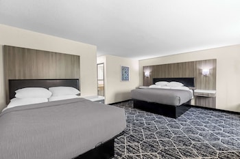 Standard Room, Multiple Beds, Non Smoking