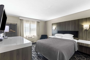 Standard Room, 1 Queen Bed, Non Smoking