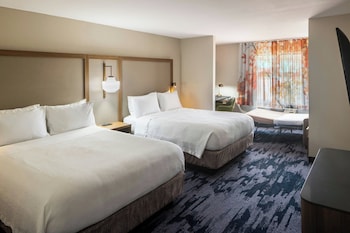 Suite, 2 Queen Beds