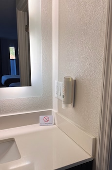 Room, 1 King Bed, Accessible, Non Smoking