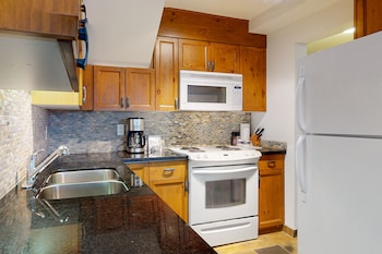 Condo, 1 Bedroom