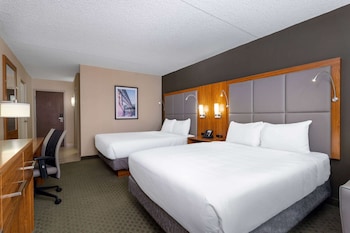 Deluxe Room, 2 Queen Beds, Non Smoking
