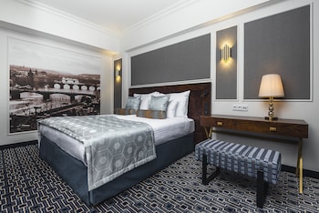 Executive Double or Twin Room (with king size bed)