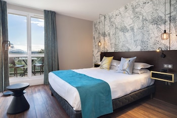 Standard Double Room, Golf View