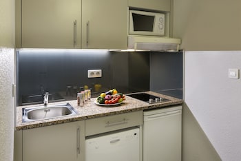 Deluxe Studio