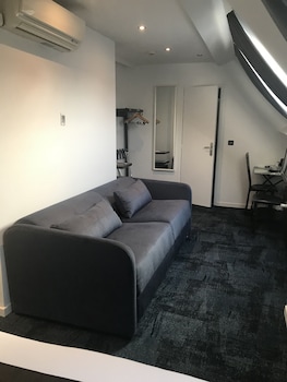 Deluxe Room for 2 (extra fee for extra bed)