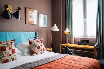 Classic Double Room, 1 Queen Bed