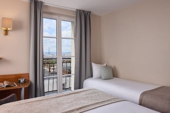 Triple Superior Room with Balcony & Double view
