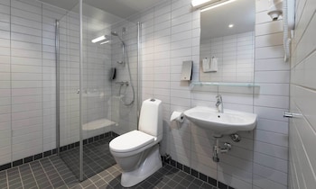 Family Room, 1 Double or 2 Twin Beds, Non Smoking (Standard)