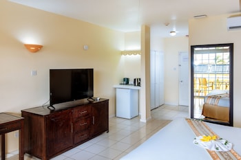 Jr. Executive Suite