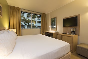 Standard Room, 1 Queen Bed
