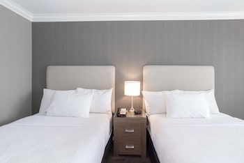Standard Room, 2 Double Beds (Doubles)