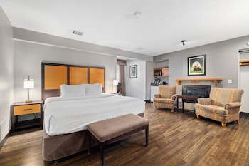 Superior King Suite