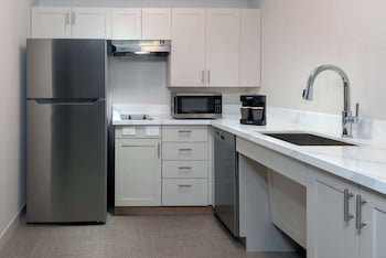 Room, 2 Bedrooms, Bathtub (Mobility & Hearing)
