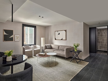 Premium NoMad Suite