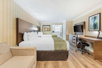 Standard Room, 2 Queen Beds, Non Smoking