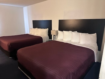 Standard Room, 2 Queen Beds, Non Smoking