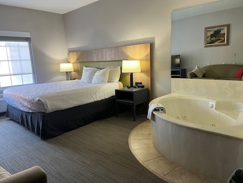 Studio, 1 King Bed, Non Smoking, Jetted Tub