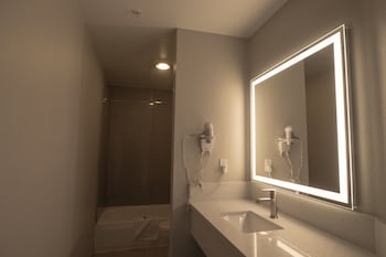 Standard Room, 2 Queen Beds