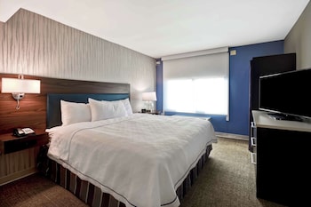 Studio Suite, 1 King Bed, Non Smoking