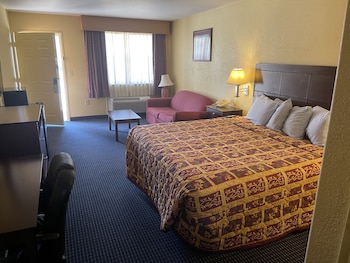 Suite, 1 King Bed