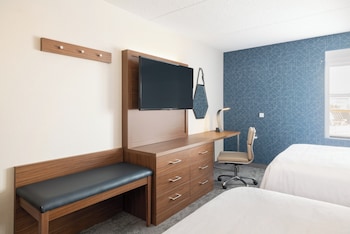 Standard Room, 2 Double Beds (Accessible Tub)