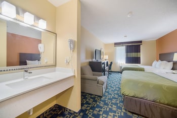 Standard Room, 2 Double Beds, Non Smoking