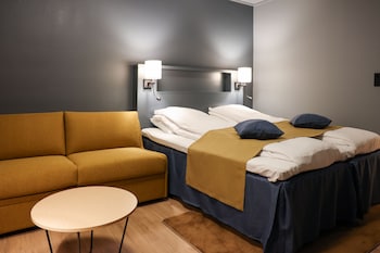 Family Room, Multiple Beds, Non Smoking