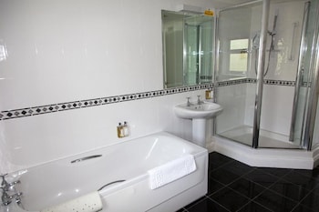Superior Double Room, 1 King Bed, Hill View