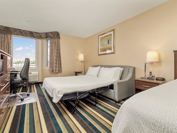 Standard Room, 1 Queen Bed with Sofa bed, City View