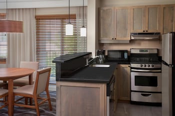 Suite, 1 Bedroom, Fireplace