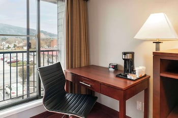 Room, 2 Queen Beds, Non Smoking