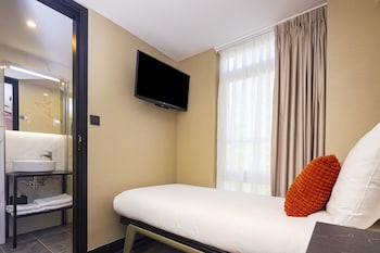 Small Single Room