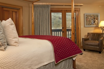 Deluxe Room, 1 King Bed