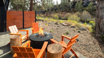 Suite, 1 Bedroom (with Sofa Bed and Fire Pit)