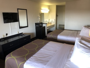 Standard Room, 2 Queen Beds, Smoking