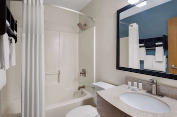 Suite, 1 King Bed, Non Smoking