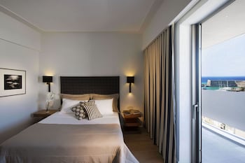 Superior Room, Harbor View