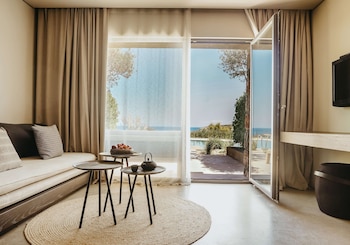 Infinity Lagoon Suite with Private Pool