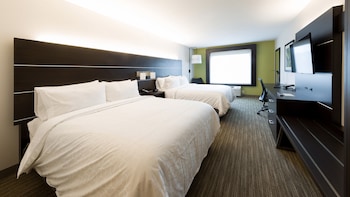 Standard Room, 2 Queen Beds, Roll-in Shower (Communications, Roll-In Shower)