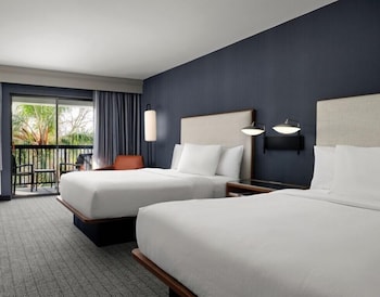 Room, 2 Double Beds (Mobility Accessible, Transfer Shower)