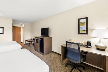 Standard Room, 2 Queen Beds, Non Smoking