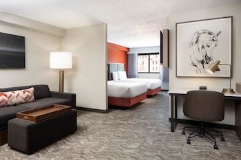 Suite, Multiple Beds