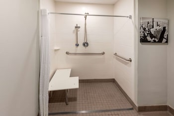 Room, 1 Double Bed, Accessible, Non Smoking (Mobility/Hearing Impaired Accessible)
